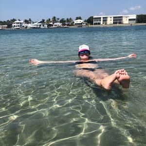 Meet your Posher, Laura